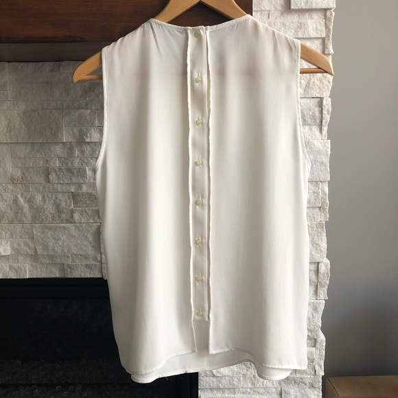 ZARA Sleeveless Blouse - Picture 2 of 6